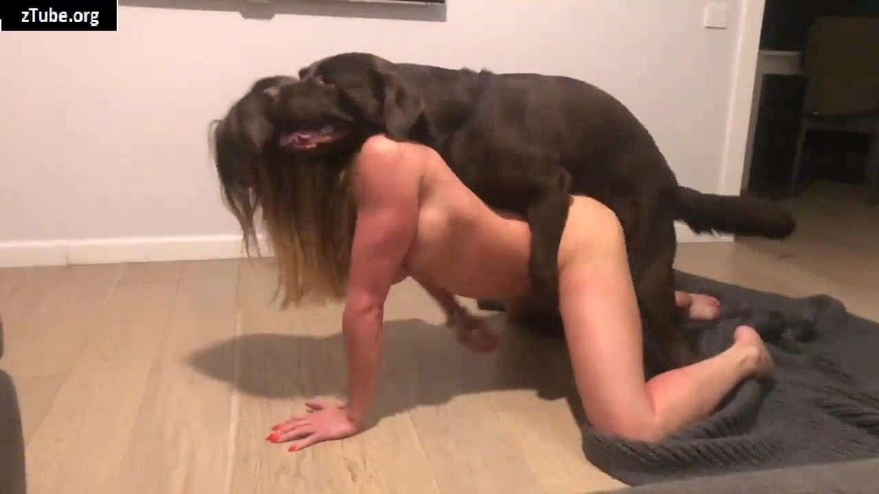 Women and dog porn